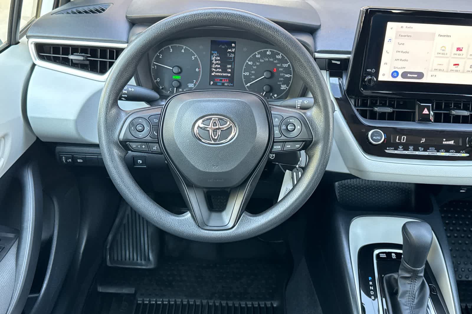 Certified 2025 Toyota Corolla LE FWD image 14
