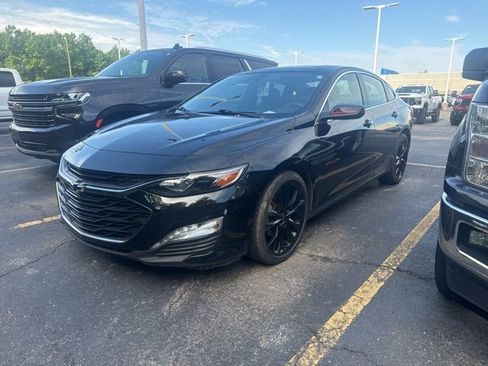Used 2023 Chevrolet Malibu LT w/ Redline Edition FWD image 1