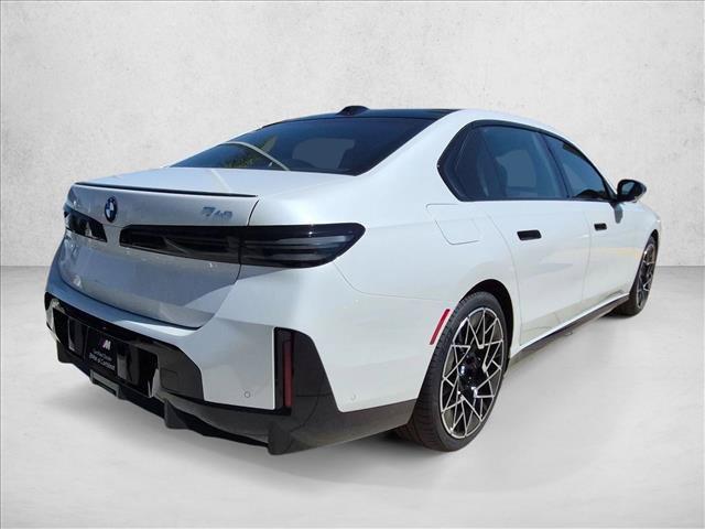New 2027 BMW 740i w/ Executive Package RWD image 2
