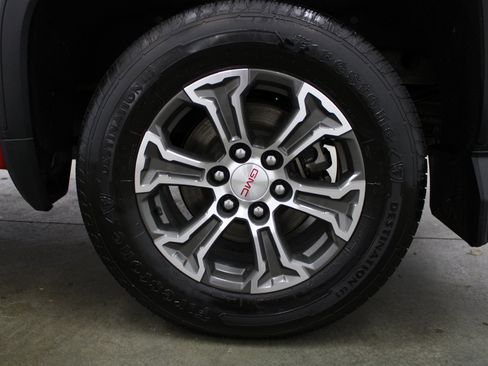 Used 2019 GMC Sierra 1500 SLT w/ LPO, GMC Protection Package image 9