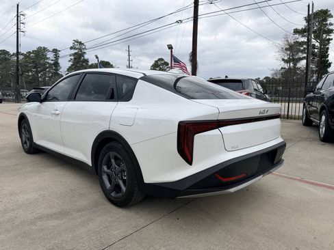 Used 2025 Kia K4 FWD image 4