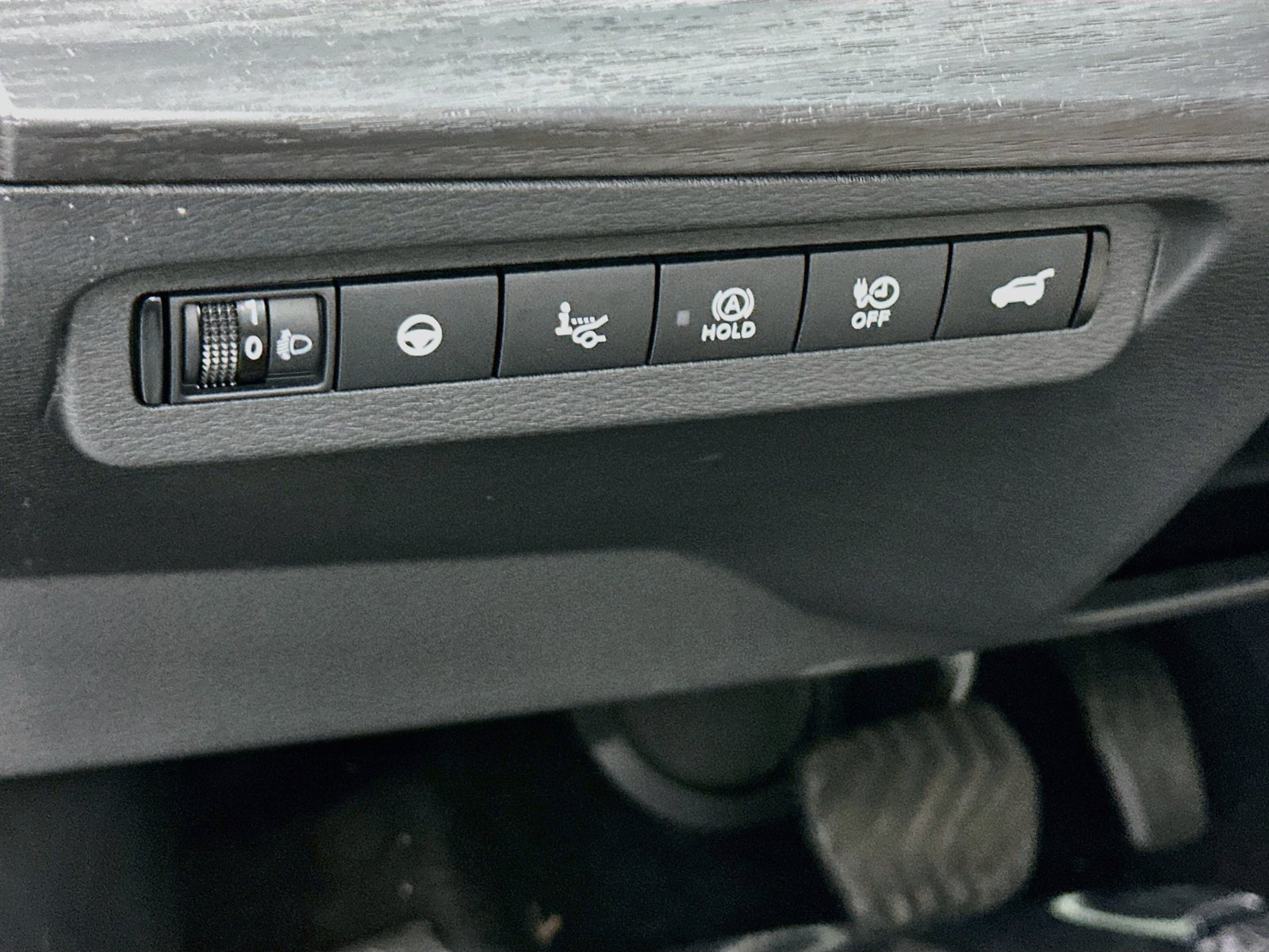 Used 2024 Nissan Ariya FWD image 10