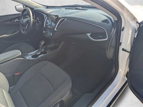 Used 2024 Chevrolet Malibu LT FWD image 21