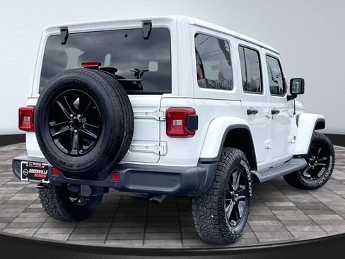 Used 2020 Jeep Wrangler Unlimited Sahara image 14