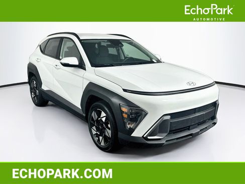 Used 2025 Hyundai Kona SEL FWD image 1