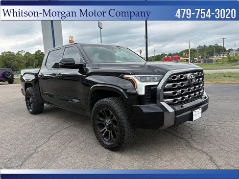 Used 2024 Toyota Tundra Platinum image 3