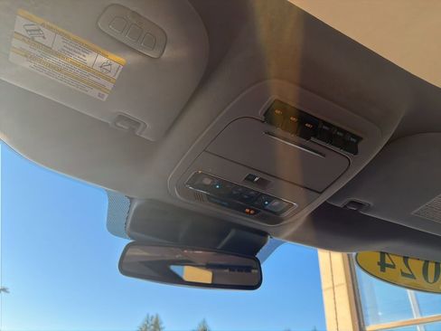 Used 2024 Ford F350 Limited w/ FX4 Off-Road Package image 14