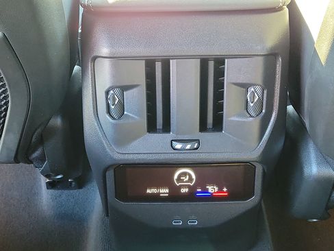 Certified 2025 BMW X3 xDrive30i w/ M Sport Package image 13