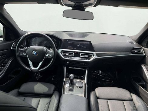 Used 2020 BMW 330i xDrive Sedan w/ Convenience Package AWD/4WD image 14