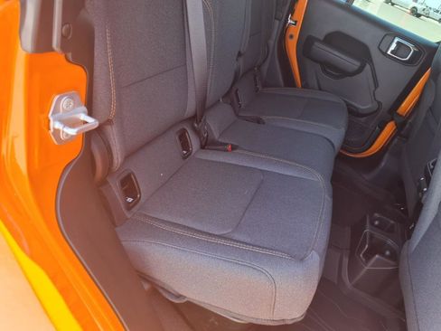 New 2025 Jeep Gladiator Willys image 9