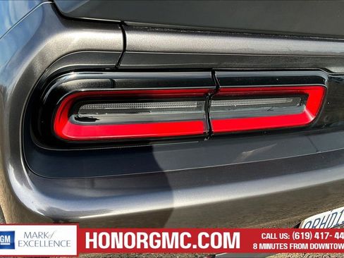 Used 2018 Dodge Challenger SXT w/ Blacktop Package image 23