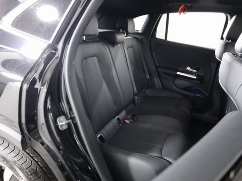 Used 2023 Mercedes-Benz GLA 250 4MATIC image 41