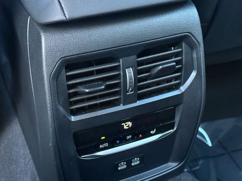 Used 2025 BMW i4 eDrive40 w/ Premium Package image 14