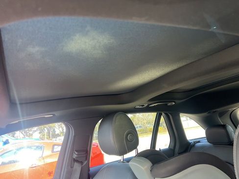 Used 2021 Mercedes-Benz GLC 300 image 6