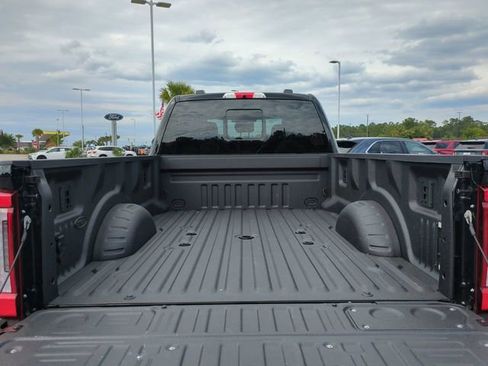 Used 2025 Ford F350 Platinum w/ Platinum Plus Package AWD/4WD image 13