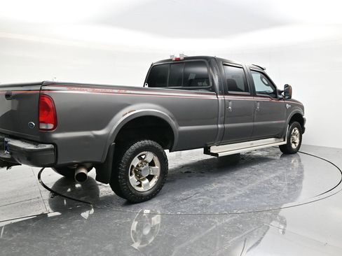 Used 2004 Ford F350 Harley-Davidson image 5