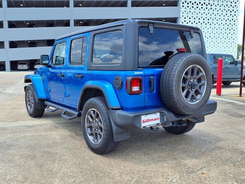 Used 2021 Jeep Wrangler Unlimited Sport AWD/4WD image 3