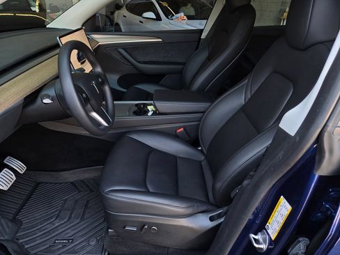 Used 2023 Tesla Model Y Performance AWD/4WD image 15