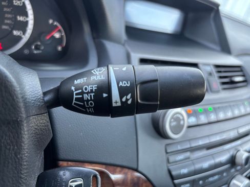 Used 2012 Honda Accord EX image 21