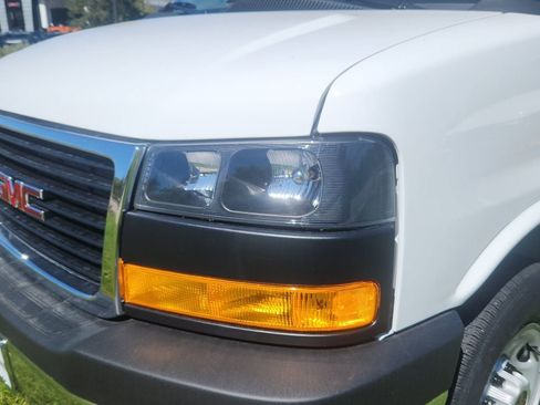 New 2025 GMC Savana 2500 Extended w/ Enhanced Convenience Package RWD image 5