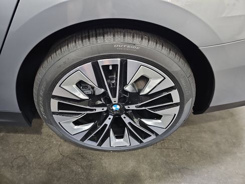 New 2027 BMW 530i xDrive AWD/4WD image 36