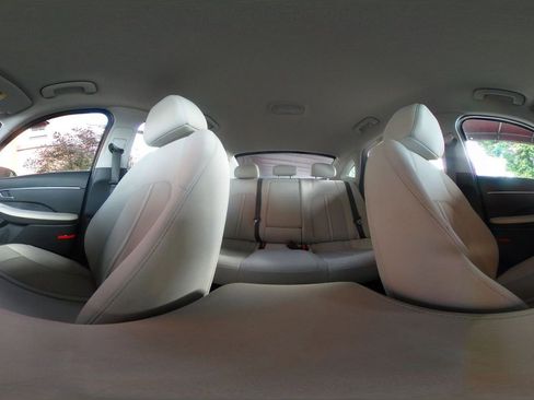 Used 2025 Hyundai Sonata SEL FWD image 42