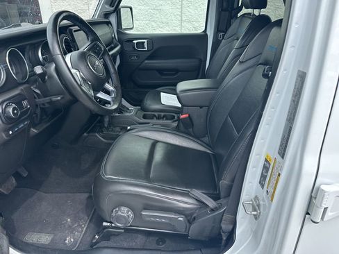 Used 2023 Jeep Wrangler Unlimited Rubicon 4xe w/ Cold Weather Group image 11