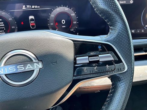 Used 2023 Nissan Ariya FWD image 23