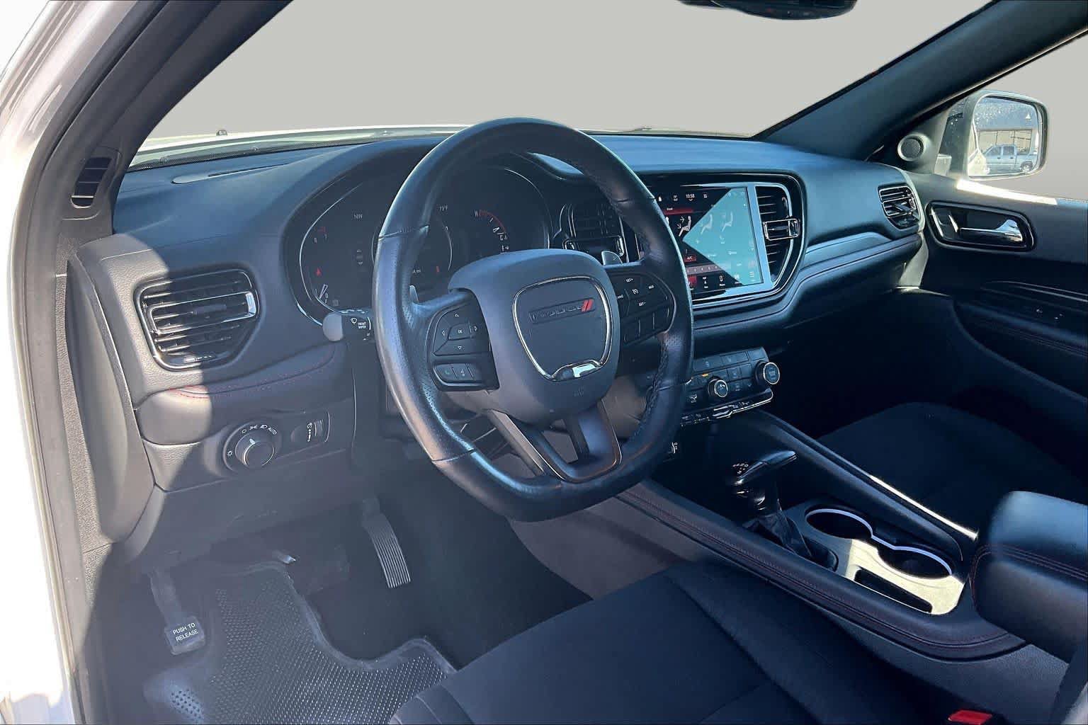 Used 2025 Dodge Durango GT RWD image 18