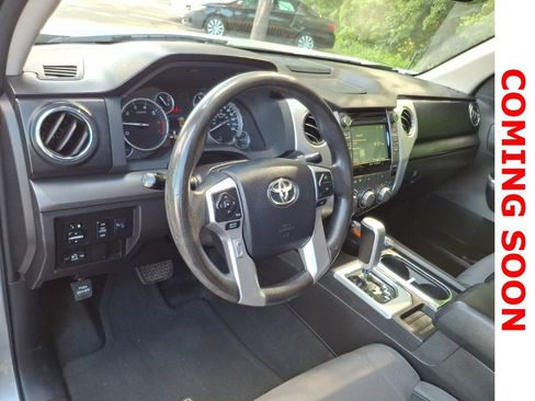 Used 2016 Toyota Tundra SR5 w/ SR5 Upgrade Package RWD image 10