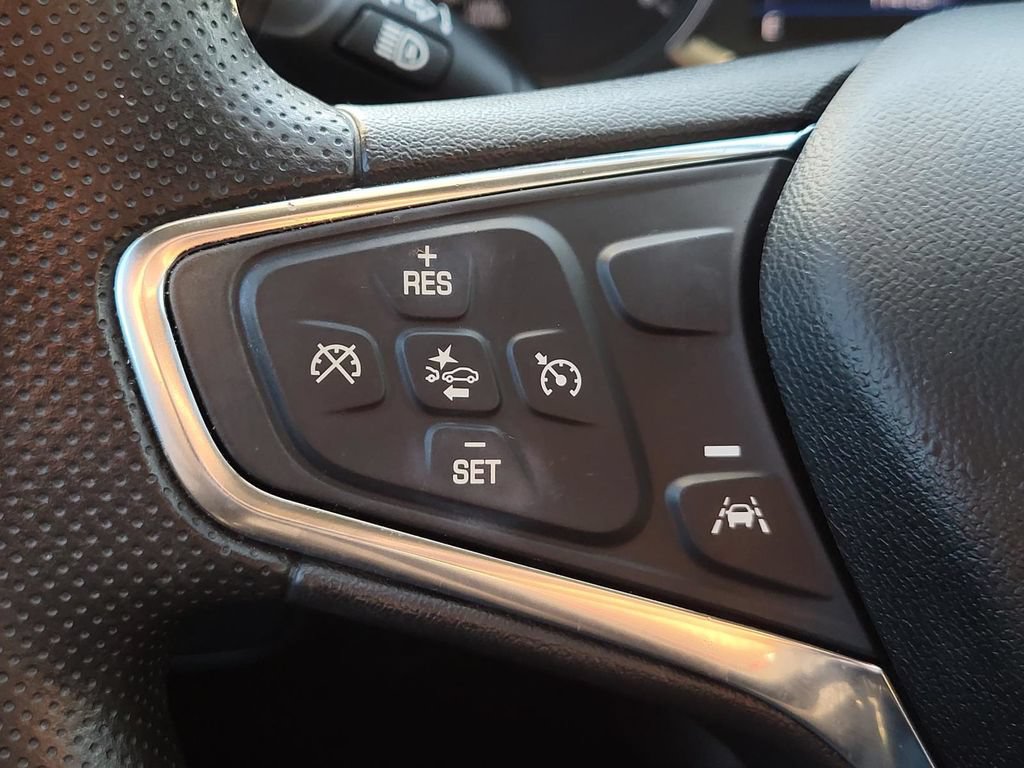 Used 2023 Chevrolet Equinox LT AWD/4WD image 35