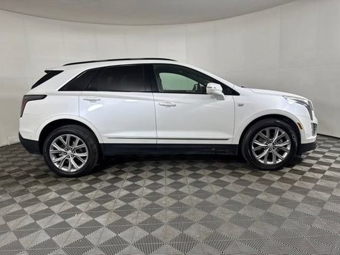 Used 2021 Cadillac XT5 Sportv AWD/4WD image 2