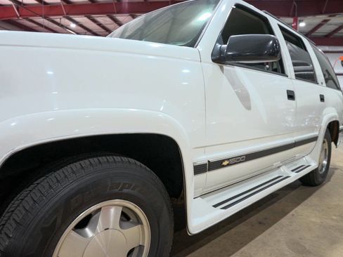 Used 1996 Chevrolet Tahoe 4WD image 38