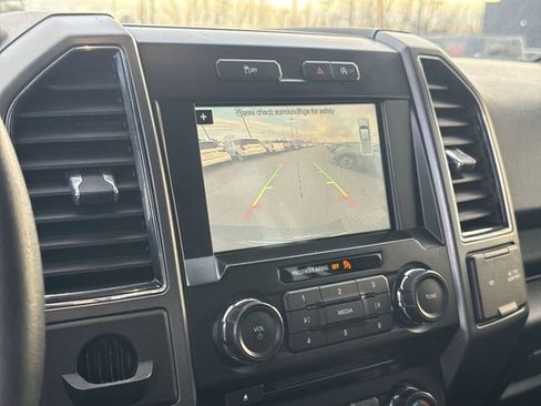 Used 2017 Ford F150 XLT w/ Equipment Group 302A Luxury image 17