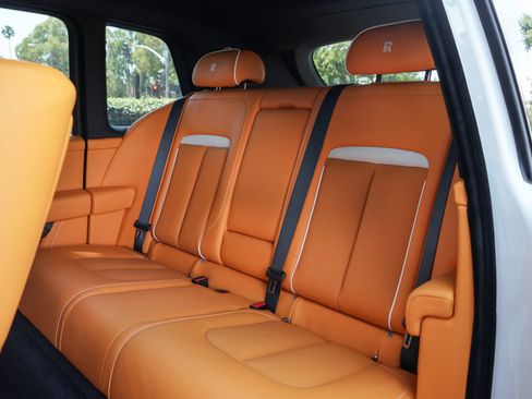 New 2026 Rolls-Royce Cullinan AWD/4WD image 24