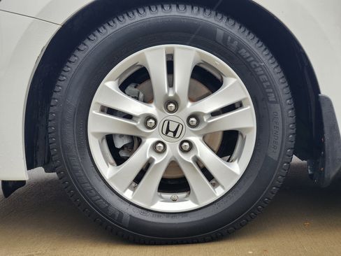 Used 2010 Honda Accord LX-P image 11