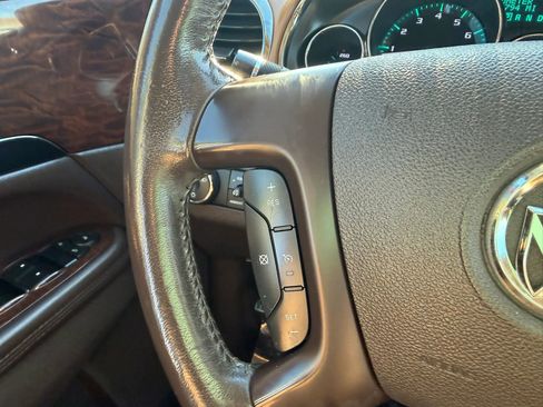 Used 2013 Buick Enclave Leather AWD/4WD image 23