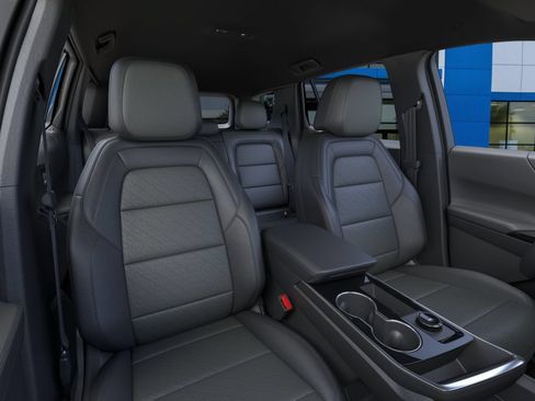 New 2026 Chevrolet Equinox LT w/ Convenience Package II FWD image 16