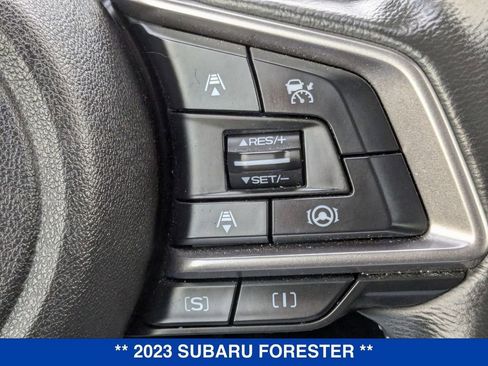 Used 2023 Subaru Forester Premium image 18