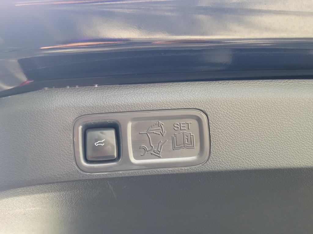 Used 2024 Ford Expedition Max XLT AWD/4WD image 7