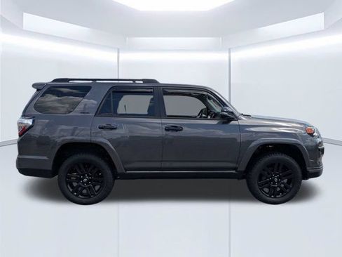 Used 2020 Toyota 4Runner Nightshade AWD/4WD image 3