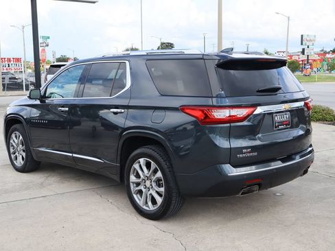 Used 2020 Chevrolet Traverse Premier FWD image 7