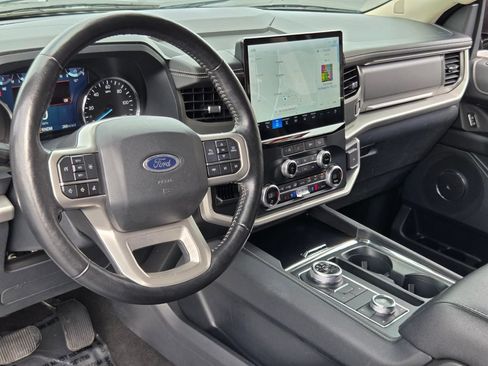 Used 2024 Ford Expedition Max XLT AWD/4WD image 8