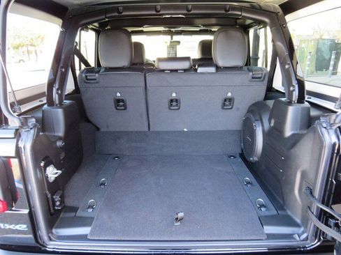 New 2023 Jeep Wrangler Rubicon w/ Steel Bumper Group image 36