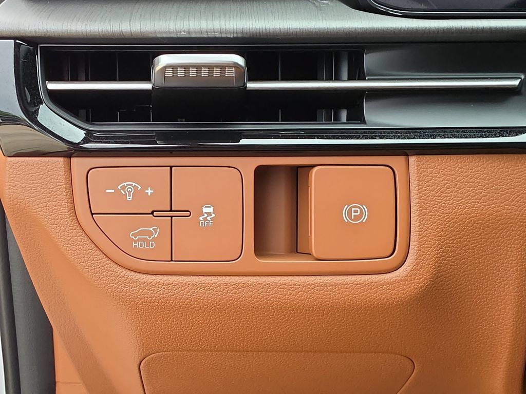 New 2026 Kia Sportage X-Line w/ X-Line Premium Package AWD/4WD image 29