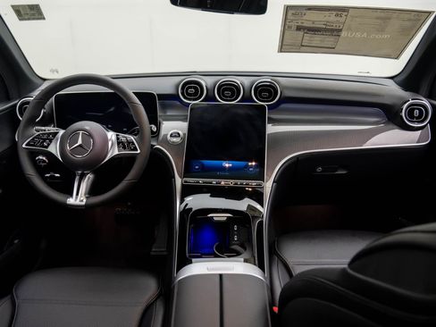 New 2026 Mercedes-Benz GLC 300 GLC 300 image 10