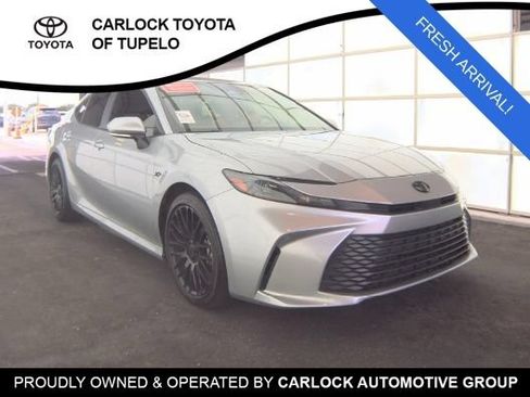 Used 2025 Toyota Camry LE FWD image 3