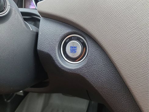 Used 2017 Hyundai Santa Fe Sport FWD image 20