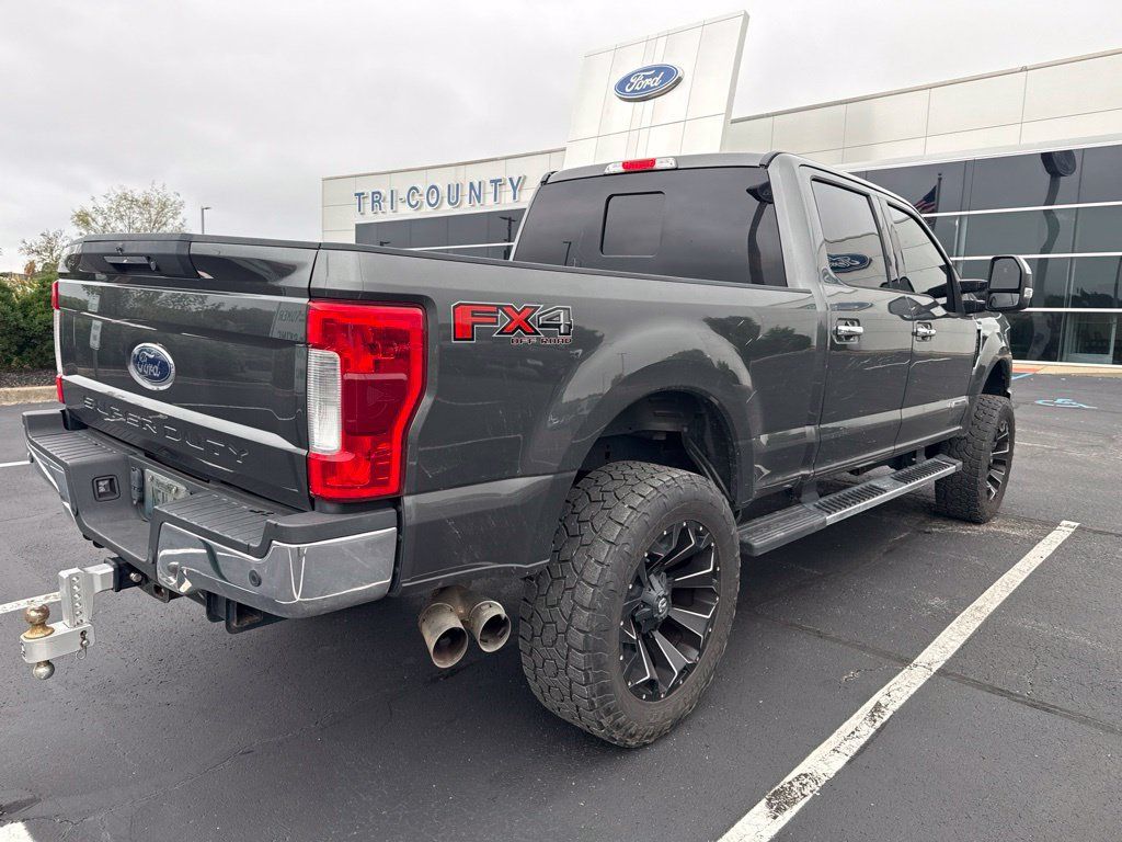Used 2019 Ford F250 Lariat w/ Lariat Ultimate Package AWD/4WD image 5
