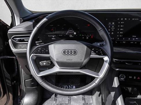 Certified 2025 Audi Q5 Premium w/ Convenience Package AWD/4WD image 12